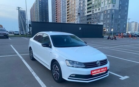 Volkswagen Jetta VI, 2018 год, 1 600 000 рублей, 6 фотография