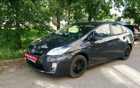 Toyota Prius, 2010 год, 1 199 000 рублей, 3 фотография