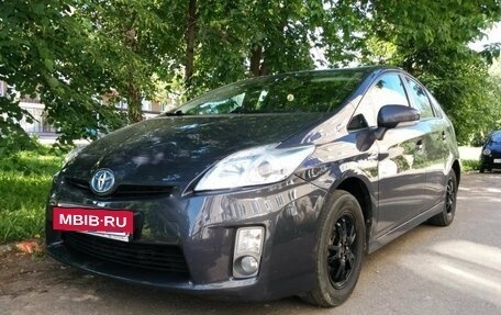 Toyota Prius, 2010 год, 1 199 000 рублей, 2 фотография