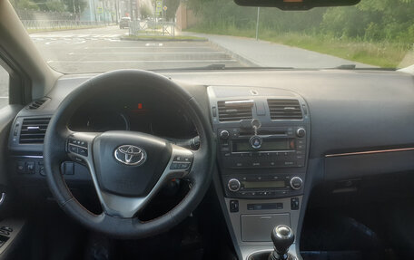 Toyota Avensis III рестайлинг, 2009 год, 890 000 рублей, 8 фотография