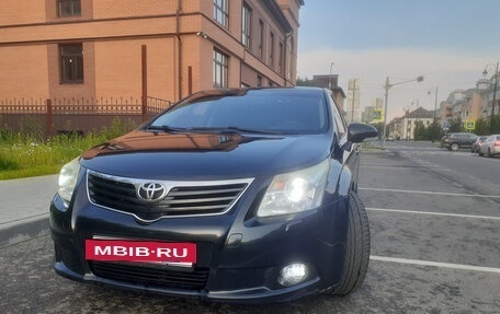 Toyota Avensis III рестайлинг, 2009 год, 890 000 рублей, 2 фотография