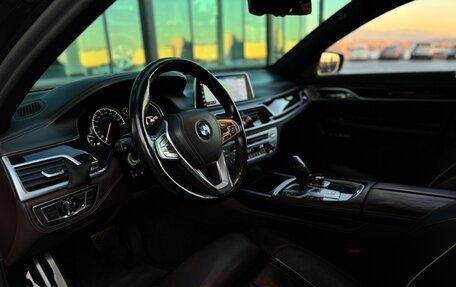 BMW 7 серия, 2017 год, 3 800 000 рублей, 10 фотография