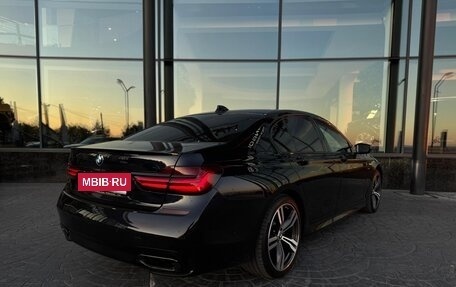 BMW 7 серия, 2017 год, 3 800 000 рублей, 8 фотография