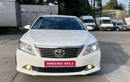 Toyota Camry, 2013 год, 1 750 000 рублей, 2 фотография
