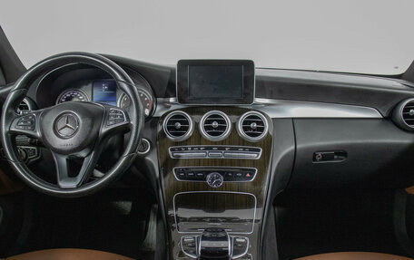 Mercedes-Benz C-Класс, 2016 год, 2 485 000 рублей, 13 фотография