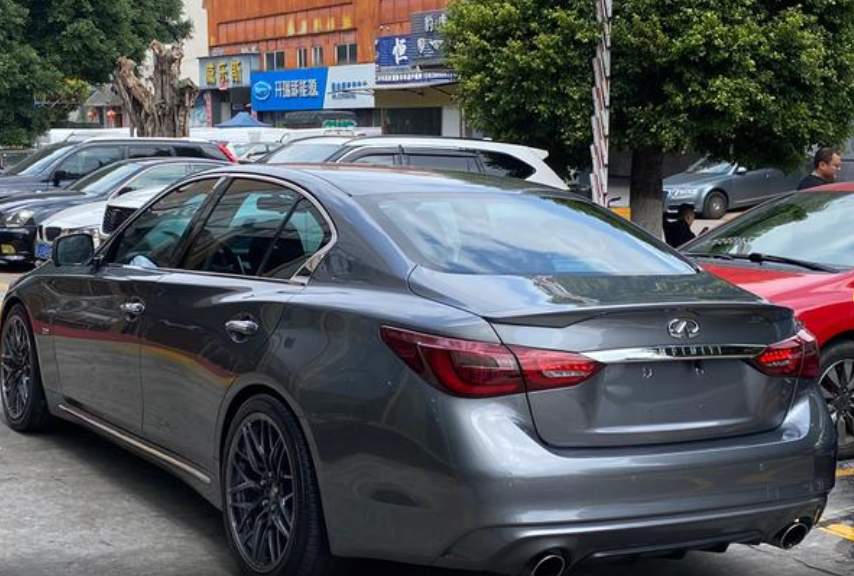 Infiniti Q50 I рестайлинг, 2021 год, 2 890 000 рублей, 5 фотография