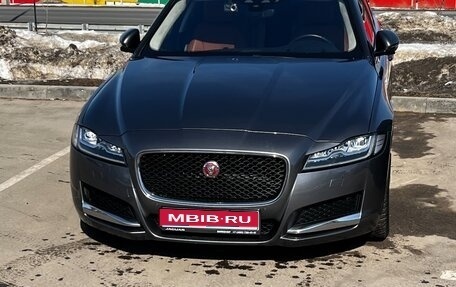 Jaguar XF II, 2018 год, 3 200 000 рублей, 1 фотография
