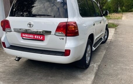 Toyota Land Cruiser 200, 2015 год, 4 700 000 рублей, 7 фотография
