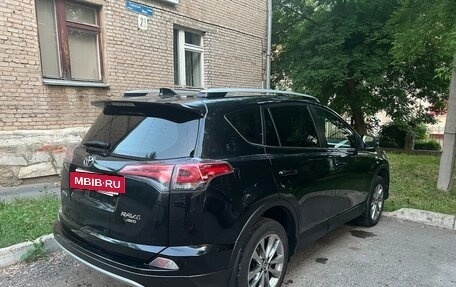 Toyota RAV4, 2016 год, 2 740 000 рублей, 7 фотография