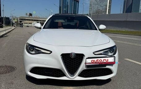 Alfa Romeo Giulia II, 2020 год, 2 490 000 рублей, 9 фотография