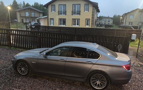 BMW 5 серия, 2013 год, 2 100 000 рублей, 11 фотография