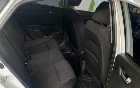 Hyundai Solaris II рестайлинг, 2018 год, 860 000 рублей, 15 фотография