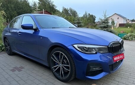 BMW 3 серия, 2019 год, 3 000 000 рублей, 3 фотография
