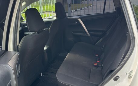Toyota RAV4, 2018 год, 2 750 000 рублей, 10 фотография