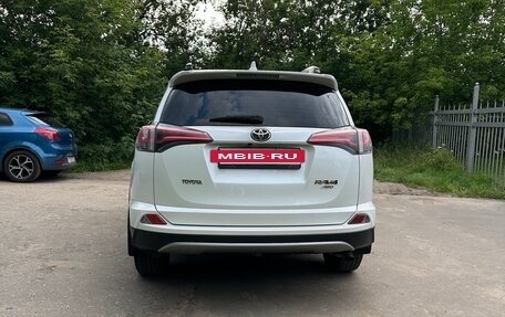 Toyota RAV4, 2018 год, 2 750 000 рублей, 5 фотография