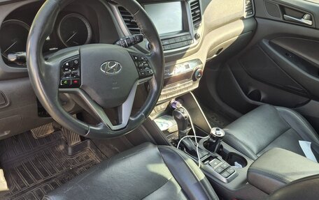 Hyundai Tucson III, 2017 год, 1 880 000 рублей, 12 фотография