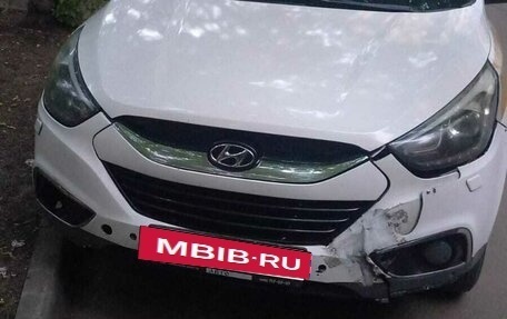 Hyundai ix35 I рестайлинг, 2013 год, 820 000 рублей, 2 фотография