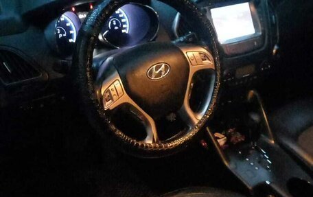 Hyundai ix35 I рестайлинг, 2013 год, 820 000 рублей, 7 фотография