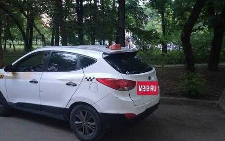 Hyundai ix35 I рестайлинг, 2013 год, 820 000 рублей, 9 фотография
