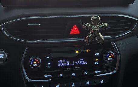 Hyundai Santa Fe IV, 2018 год, 2 700 000 рублей, 14 фотография