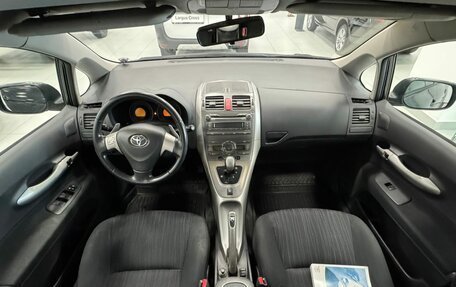 Toyota Auris II, 2008 год, 650 000 рублей, 10 фотография