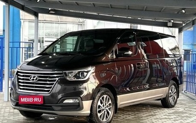Hyundai Grand Starex Grand Starex I рестайлинг 2, 2018 год, 3 599 000 рублей, 1 фотография