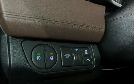 Hyundai Grand Starex Grand Starex I рестайлинг 2, 2018 год, 3 599 000 рублей, 21 фотография