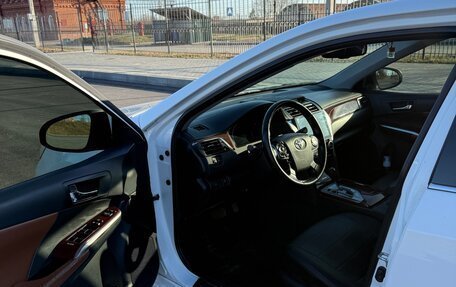 Toyota Camry, 2013 год, 1 569 000 рублей, 7 фотография