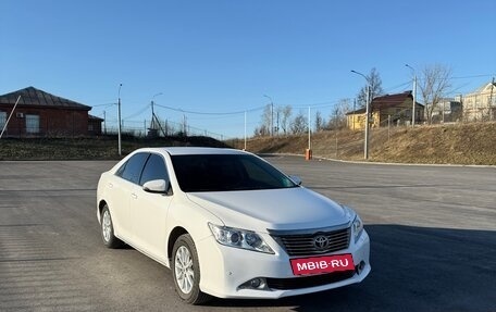 Toyota Camry, 2013 год, 1 569 000 рублей, 2 фотография