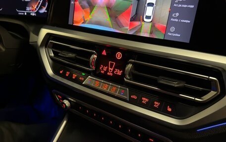 BMW 3 серия, 2019 год, 3 450 000 рублей, 15 фотография