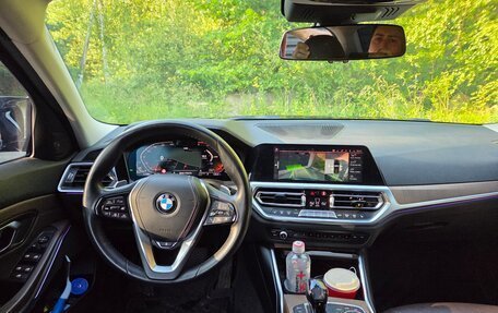 BMW 3 серия, 2019 год, 4 200 000 рублей, 10 фотография