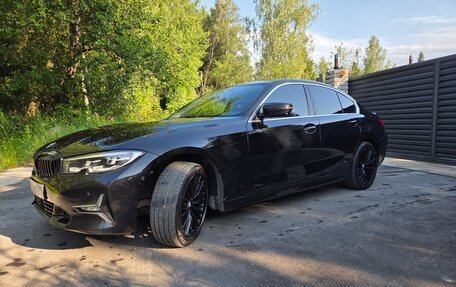 BMW 3 серия, 2019 год, 4 200 000 рублей, 3 фотография
