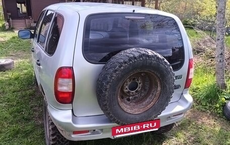 Chevrolet Niva I рестайлинг, 2004 год, 430 000 рублей, 4 фотография