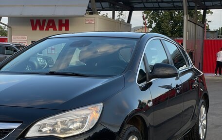Opel Astra J, 2011 год, 800 000 рублей, 4 фотография