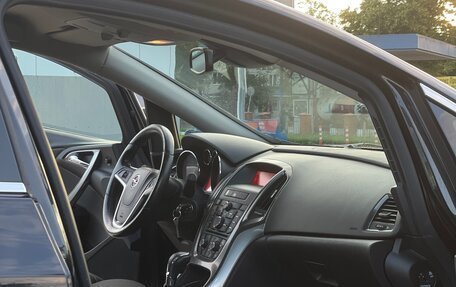Opel Astra J, 2011 год, 800 000 рублей, 11 фотография