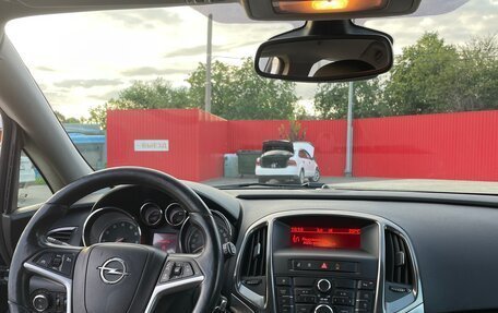 Opel Astra J, 2011 год, 800 000 рублей, 13 фотография
