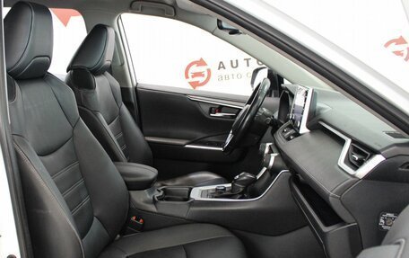 Toyota RAV4, 2020 год, 3 149 000 рублей, 10 фотография