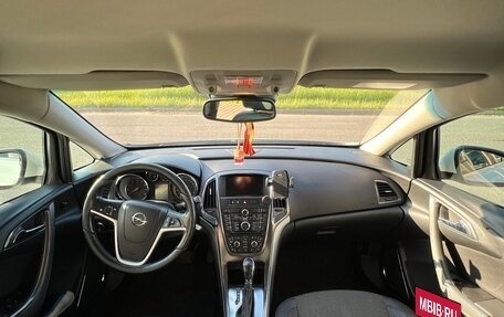 Opel Astra J, 2011 год, 740 000 рублей, 14 фотография