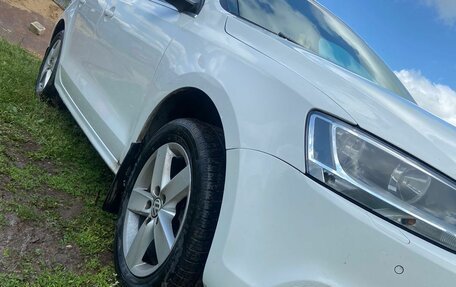 Volkswagen Jetta VI, 2012 год, 850 000 рублей, 4 фотография