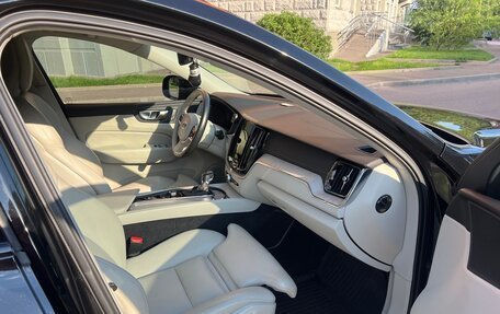 Volvo XC60 II, 2020 год, 3 900 000 рублей, 13 фотография
