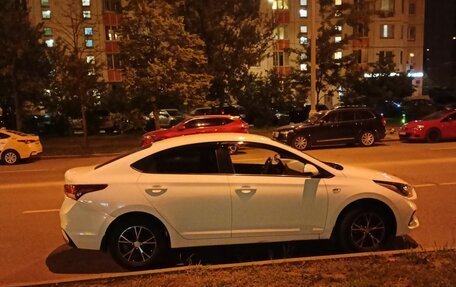 Hyundai Solaris II рестайлинг, 2018 год, 850 000 рублей, 8 фотография
