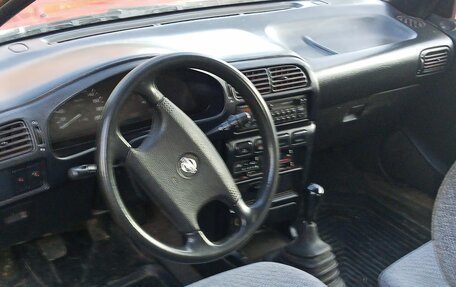 Nissan Sunny N14, 1992 год, 220 000 рублей, 9 фотография