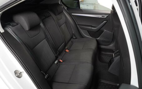 Skoda Octavia, 2017 год, 1 799 000 рублей, 7 фотография
