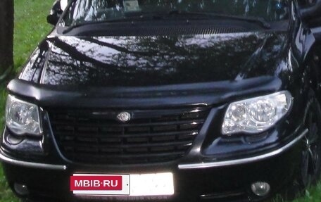 Chrysler Voyager IV, 2004 год, 1 200 000 рублей, 39 фотография
