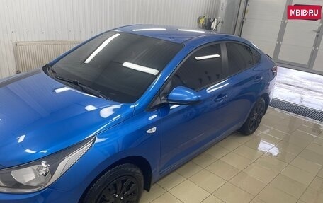 Hyundai Solaris II рестайлинг, 2017 год, 1 070 000 рублей, 5 фотография