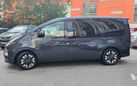 Hyundai Staria, 2022 год, 4 920 000 рублей, 3 фотография