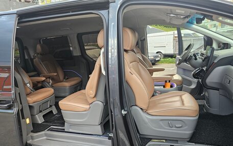 Hyundai Staria, 2022 год, 4 920 000 рублей, 12 фотография