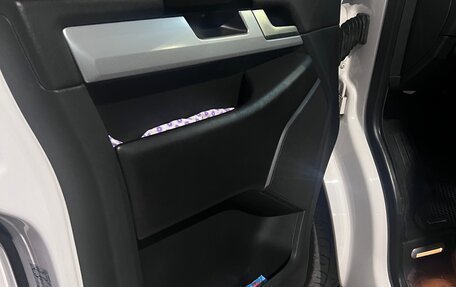 Volkswagen Multivan T6 рестайлинг, 2015 год, 4 000 000 рублей, 5 фотография