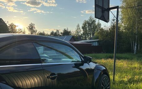 Volkswagen Beetle, 2015 год, 2 070 000 рублей, 8 фотография