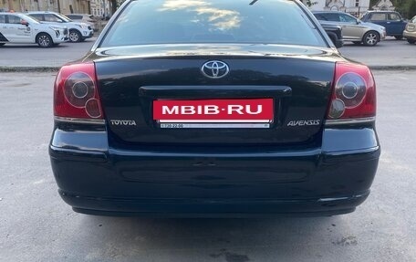Toyota Avensis III рестайлинг, 2007 год, 880 000 рублей, 4 фотография
